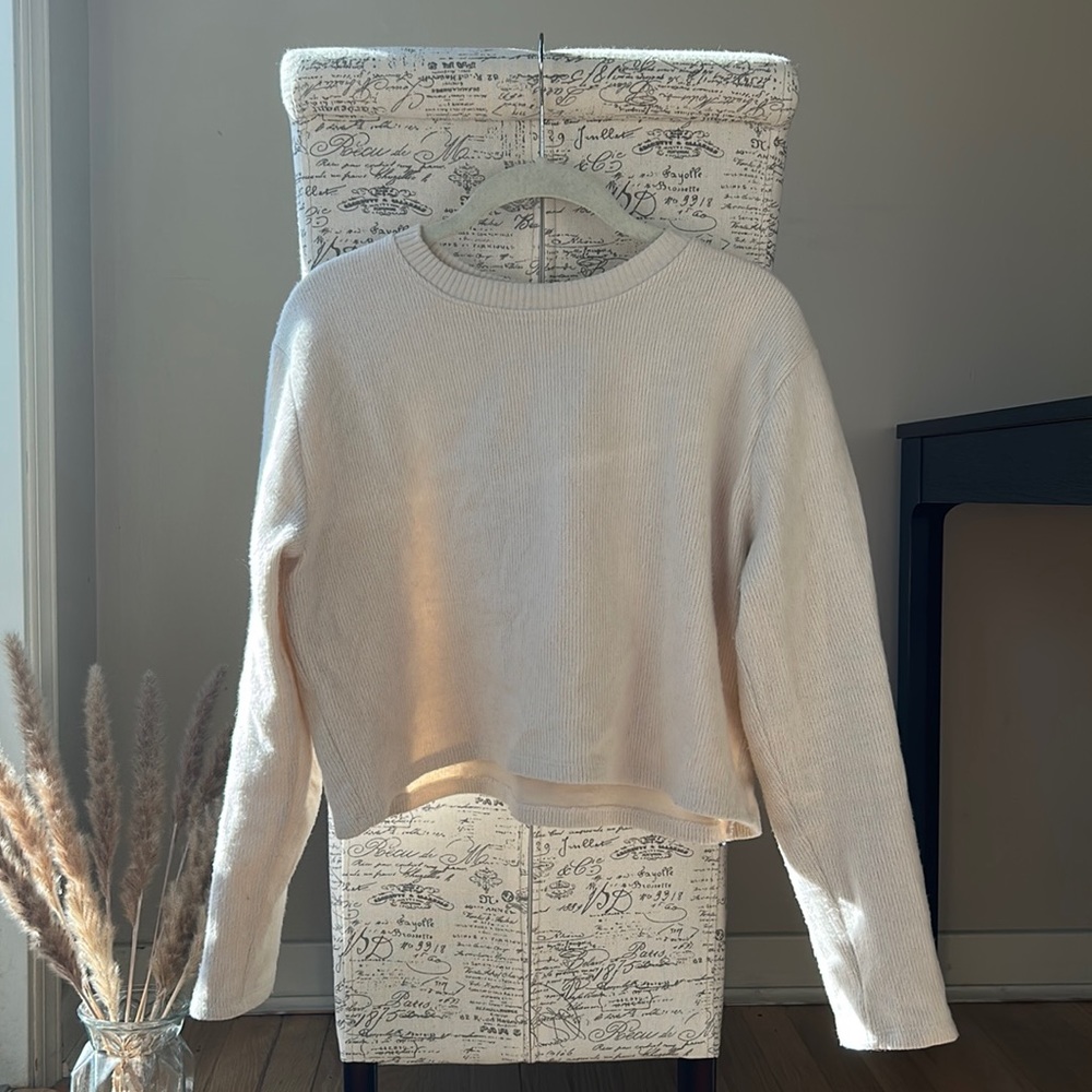 Zara Knit Sweater Sweatshirt - Size M